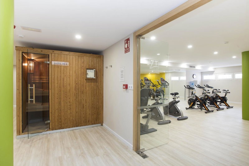 Aparthotel Acuasol, Peñíscola, Spain