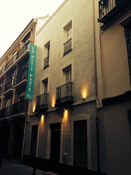 Le Petit París, Seville, Spain