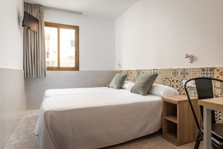Hostal Baler, Barcelona, Spain