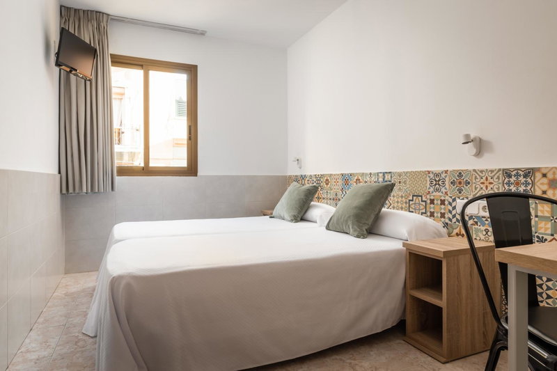 Hostal Baler, Barcelona, Spain