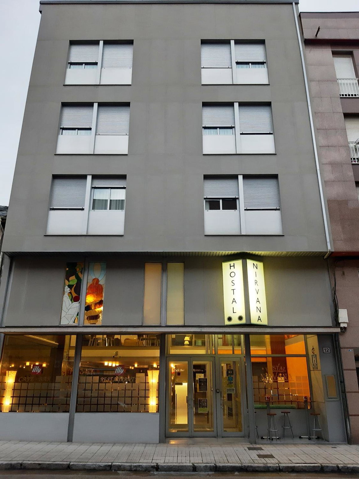 Hotel · Hostal Nirvana, Ponferrada