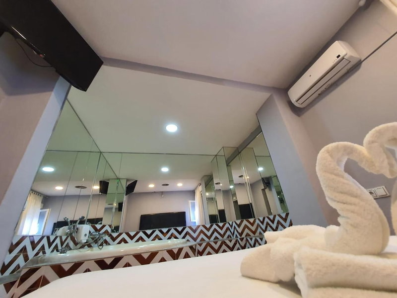 Hostal Avenida Andalucía, Seville, Spain