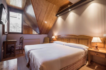 SNÖ Villa de Sallent 3, Formigal, Spain