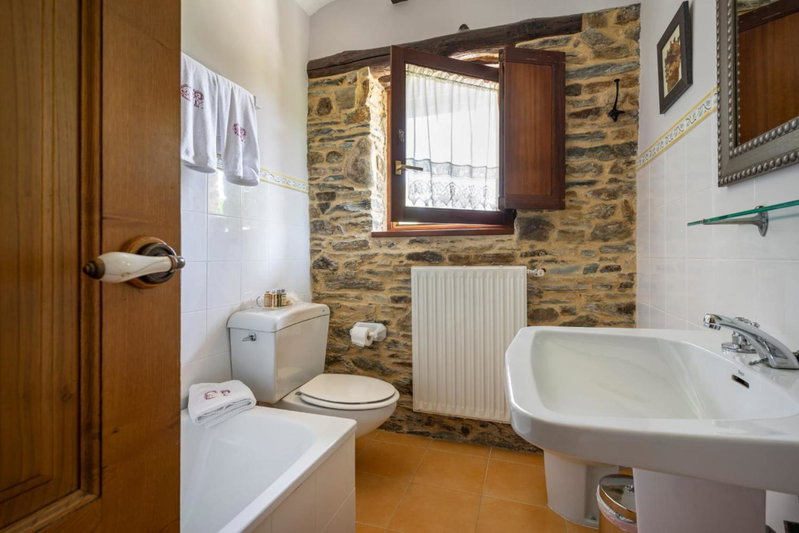 Casa Peleyón, Castropol, Spain