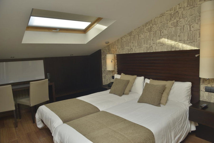 Hotel Gastronómico Casa Rosalia, Brion, Spain