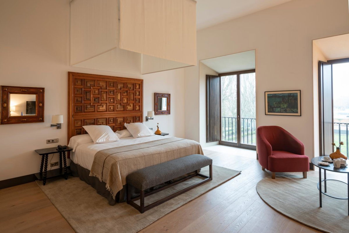 Parador de Turismo de León, Spain