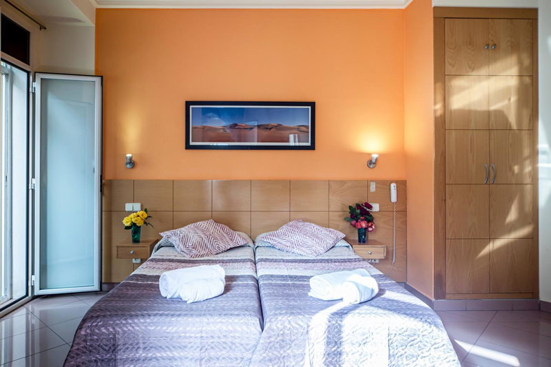Hostal Inter Puerta del Sol AUTO CHECK IN, Madrid, Spain