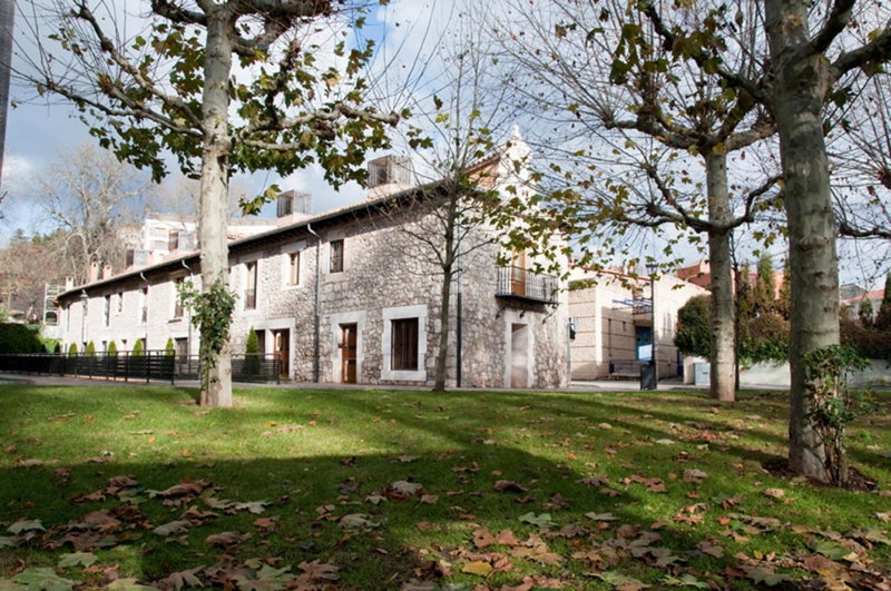 Apartamentos María Luisa, Burgos, Spain