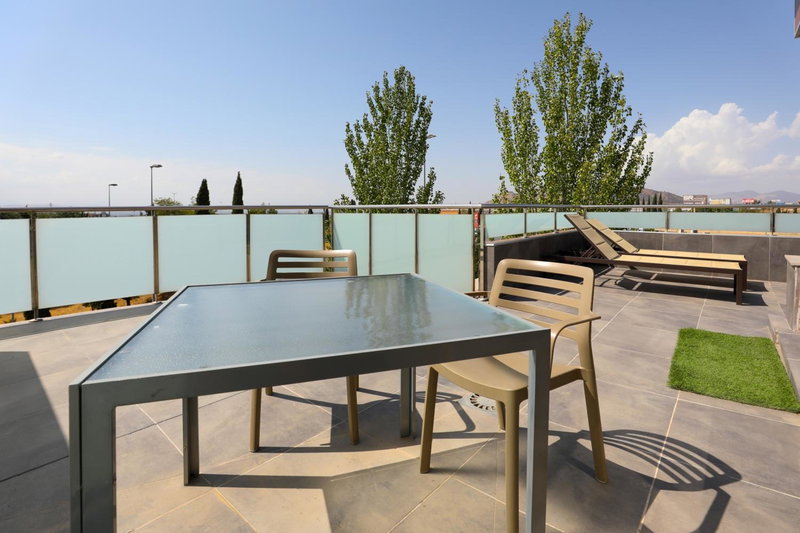 YIT Conquista de Granada, Peligros, Spain