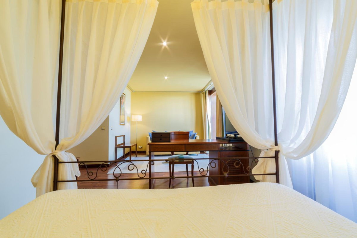 Hotel Azofra, Spain