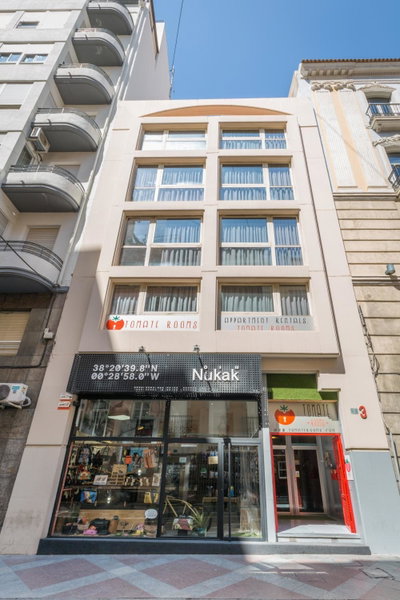 Tomate Rooms, Alicante, Spain