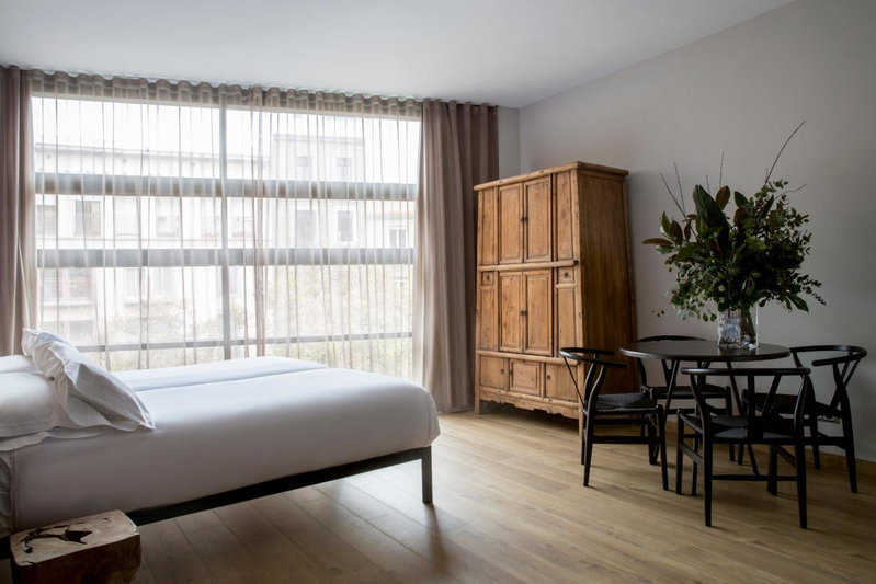 Aspasios Born, Barcelona, Spain