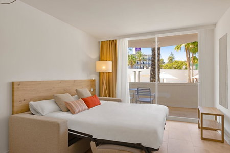 Palmanova Beach Apartments by TRH, Palmanova, Spain