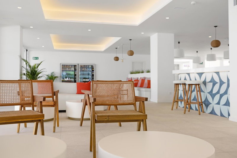 Palmanova Beach Apartments by TRH, Palmanova, Spain