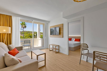 Palmanova Beach Apartments by TRH, Palmanova, Spain