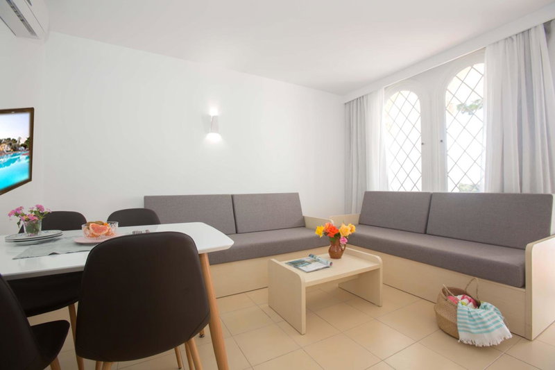 Gavimar Ariel Chico Hotel and Apartments, Cala d´Or, Spain