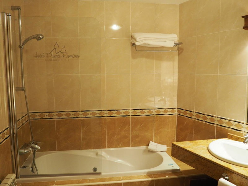Hotel Ele Puente Romano de Salamanca, Salamanca, Spain