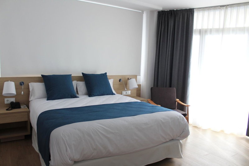 AQUA Hotel Onabrava & Spa 4*Sup, Santa Susanna, Spain