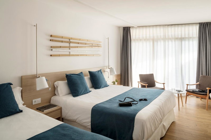 AQUA Hotel Onabrava & Spa 4*Sup, Santa Susanna, Spain