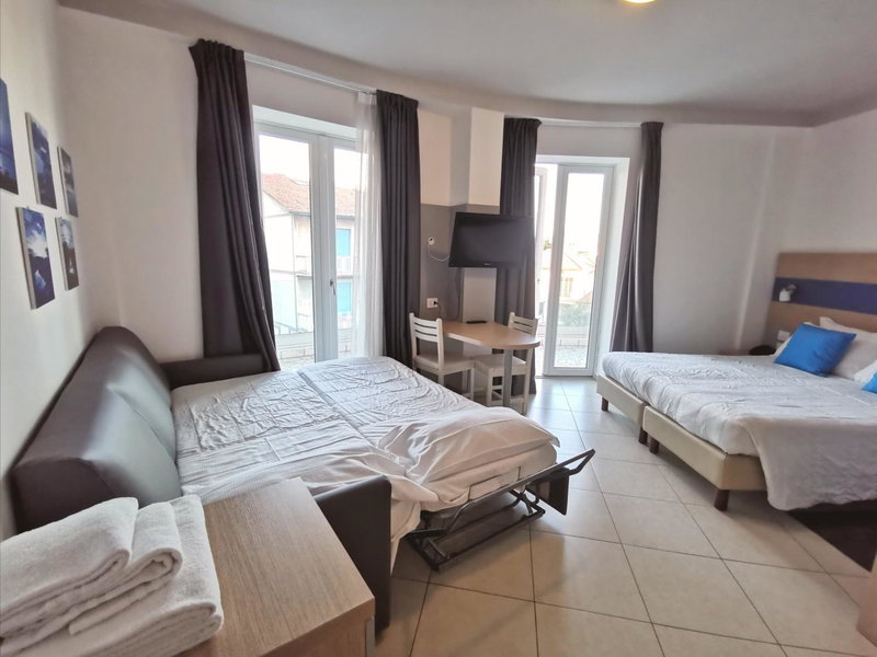 Hotel Oceanomare, Punta Marina, Italy