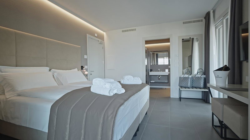 Hotel Cristal, Sirmione, Italy