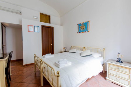 Oscar 3, Rome, Italy
