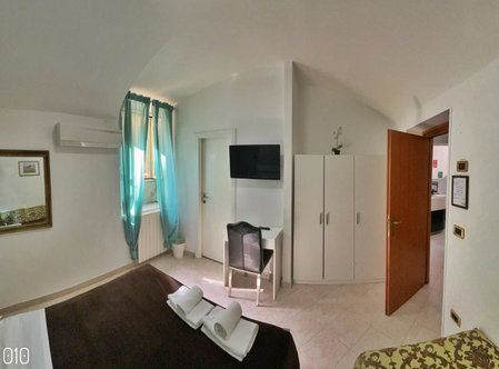 Hotel Pisa, Rome, Italy