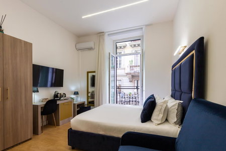 Cavour LR Collection, Rome, Italy