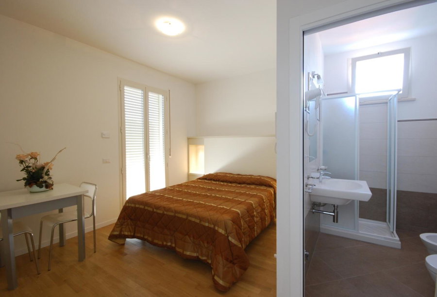 Amadei Hotel Figaro & Apartments, Pesaro, Italy