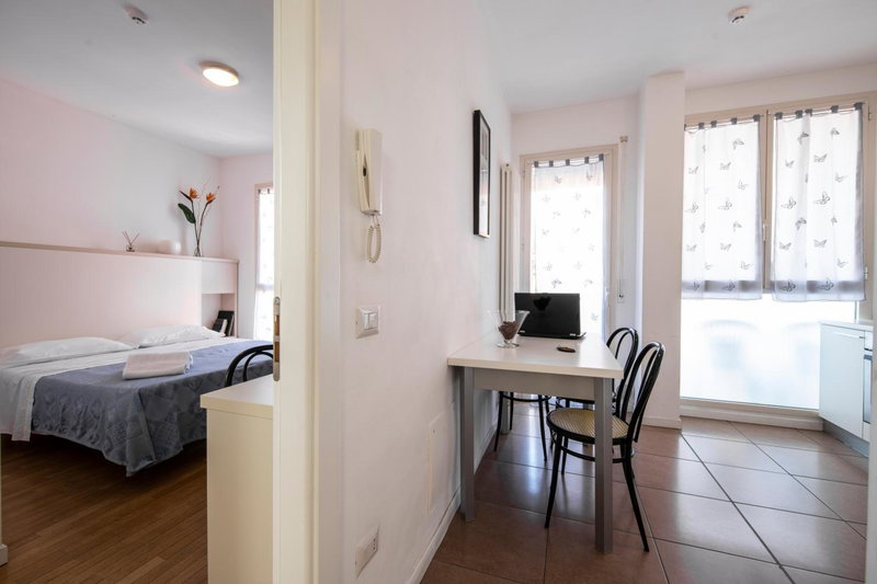 Amadei Hotel Figaro & Apartments, Pesaro, Italy