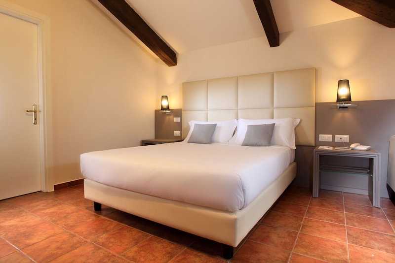 Hearth Hotel, Rome, Italy