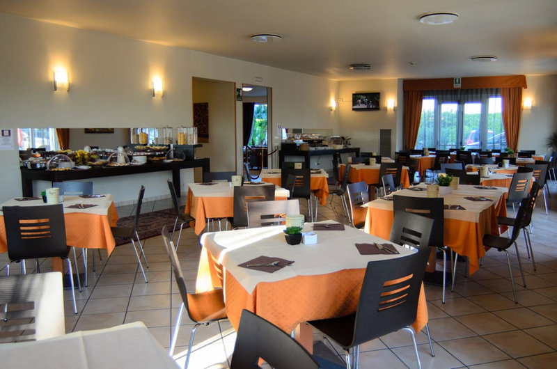 Hotel Venezia Park - ENJOY HOLIDAY, Colà di Lazise, Italy