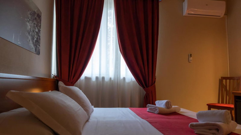 Hotel Venezia Park - ENJOY HOLIDAY, Colà di Lazise, Italy