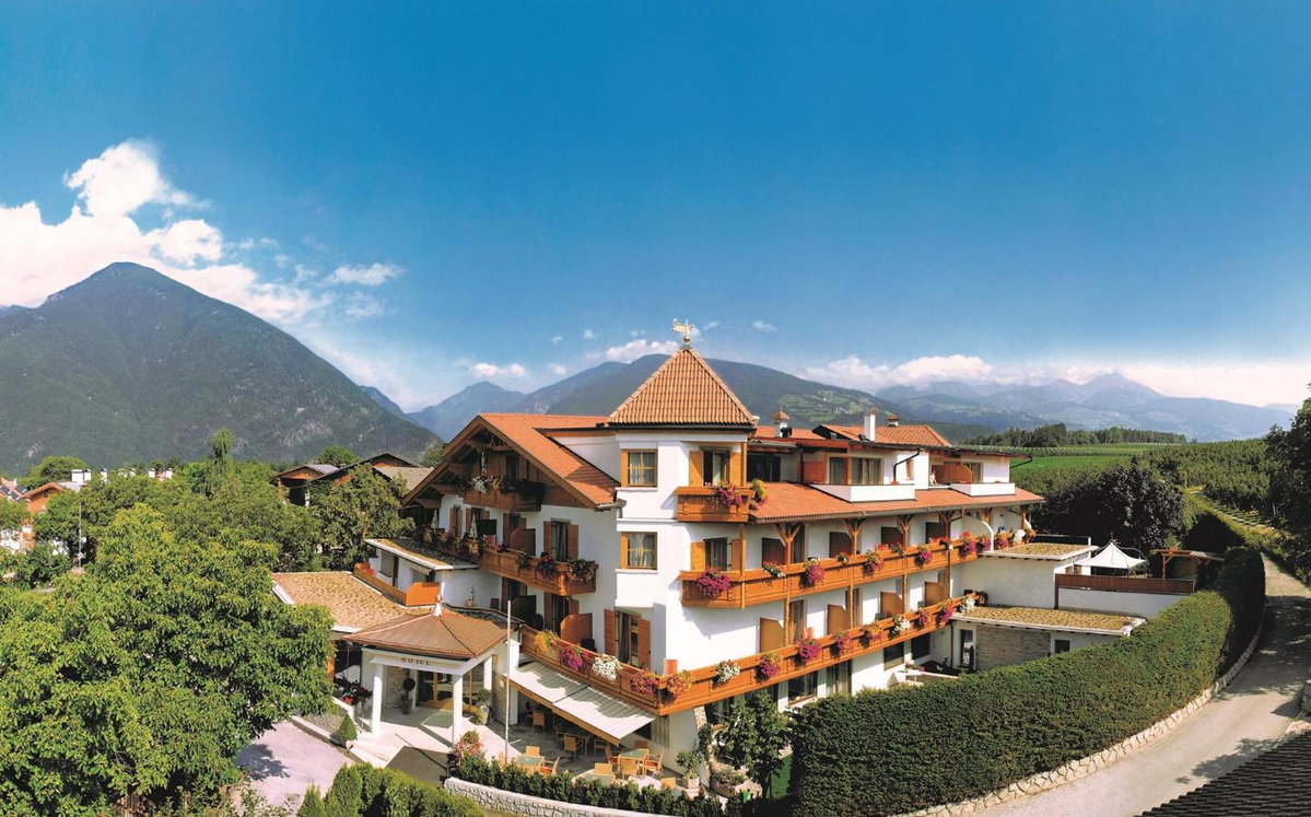 Hotel · Hotel Hubertushof, Naz-Sciaves