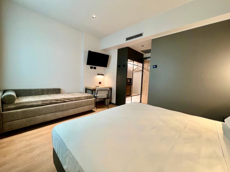 Hotel Leonessa, Brescia, Italy