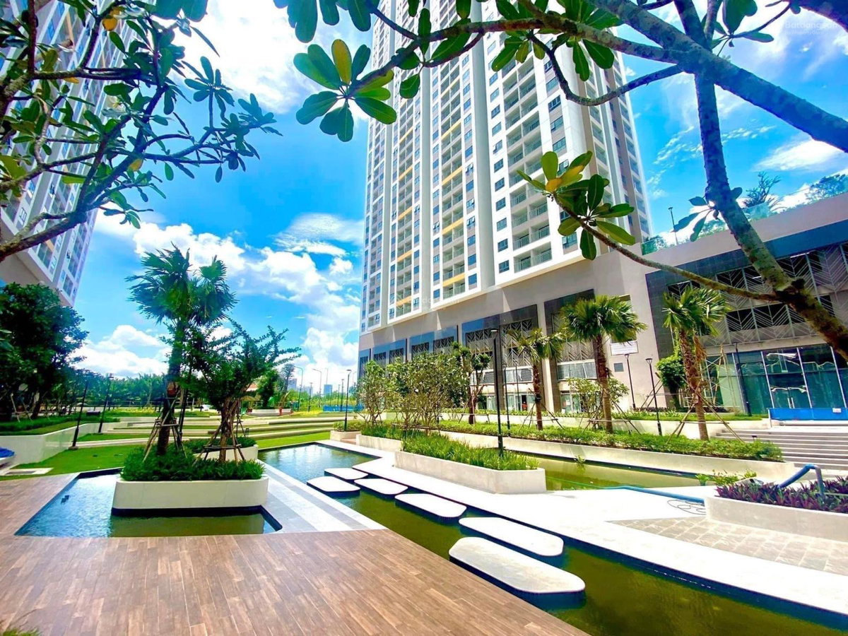 Q7 Saigon Riverside, Vietnam