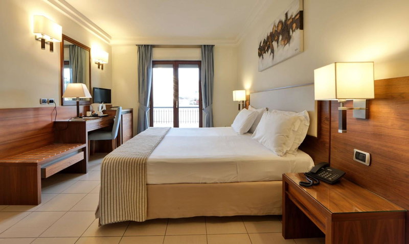 Suites & Residence Hotel, Pozzuoli, Italy