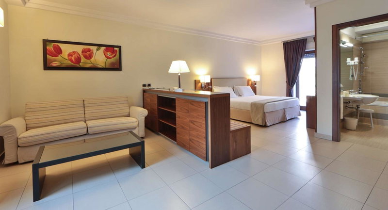 Suites & Residence Hotel, Pozzuoli, Italy