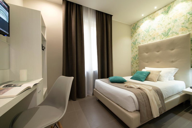 Hotel H21, Milan, Italy