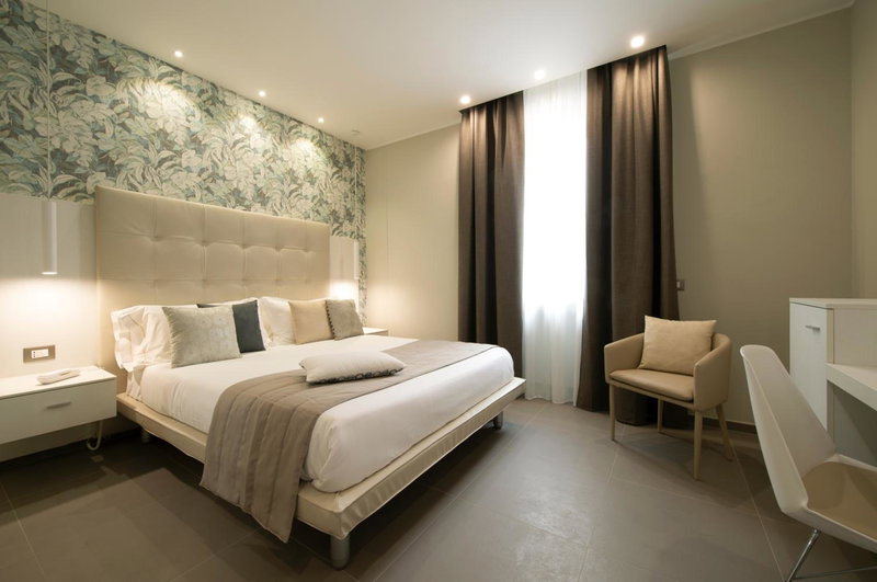 Hotel H21, Milan, Italy