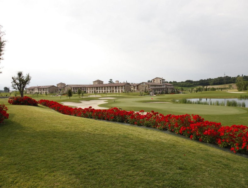 Garda Hotel San Vigilio Golf, Pozzolengo, Italy