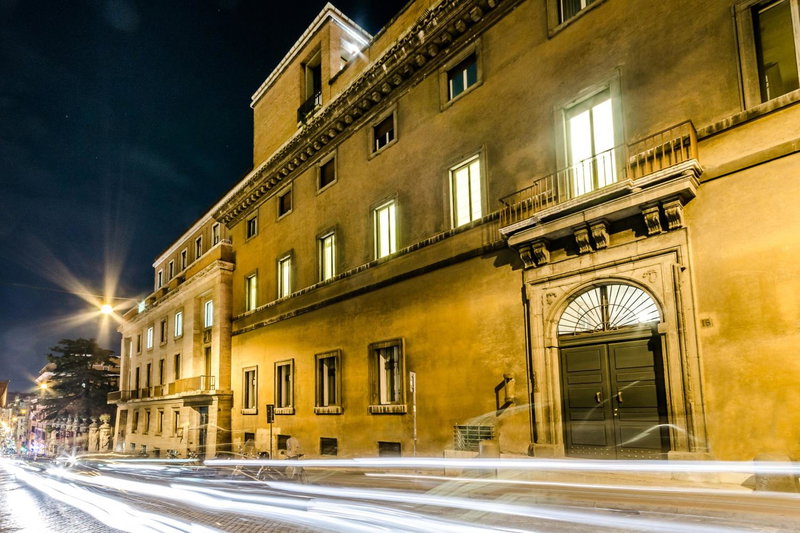 Luxury Rooms H 2000 Roma, Rome, Italy