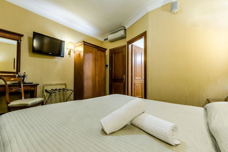 Luxury Rooms H 2000 Roma, Rome, Italy