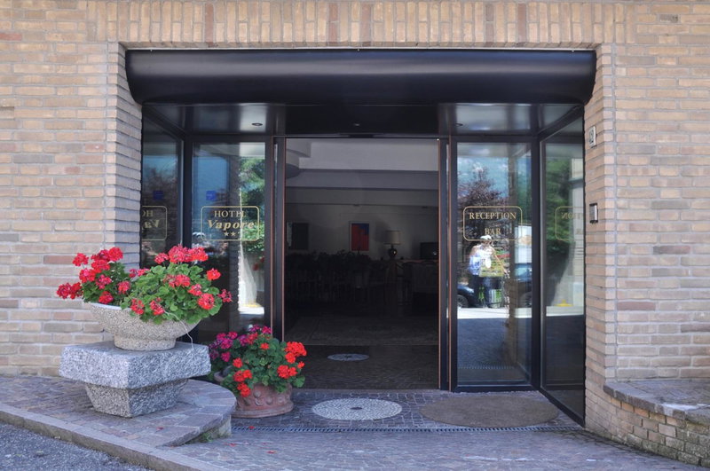 Hotel Ristorante Vapore, Faggeto Lario, Italy
