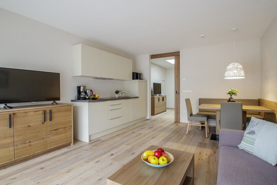 Apartment Hotel Christine, Avelengo, Italy