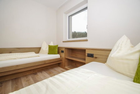 Apartment Hotel Christine, Avelengo, Italy