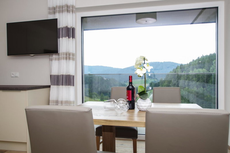 Apartment Hotel Christine, Avelengo, Italy