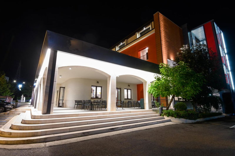 Bhotel, Lagonegro, Italy