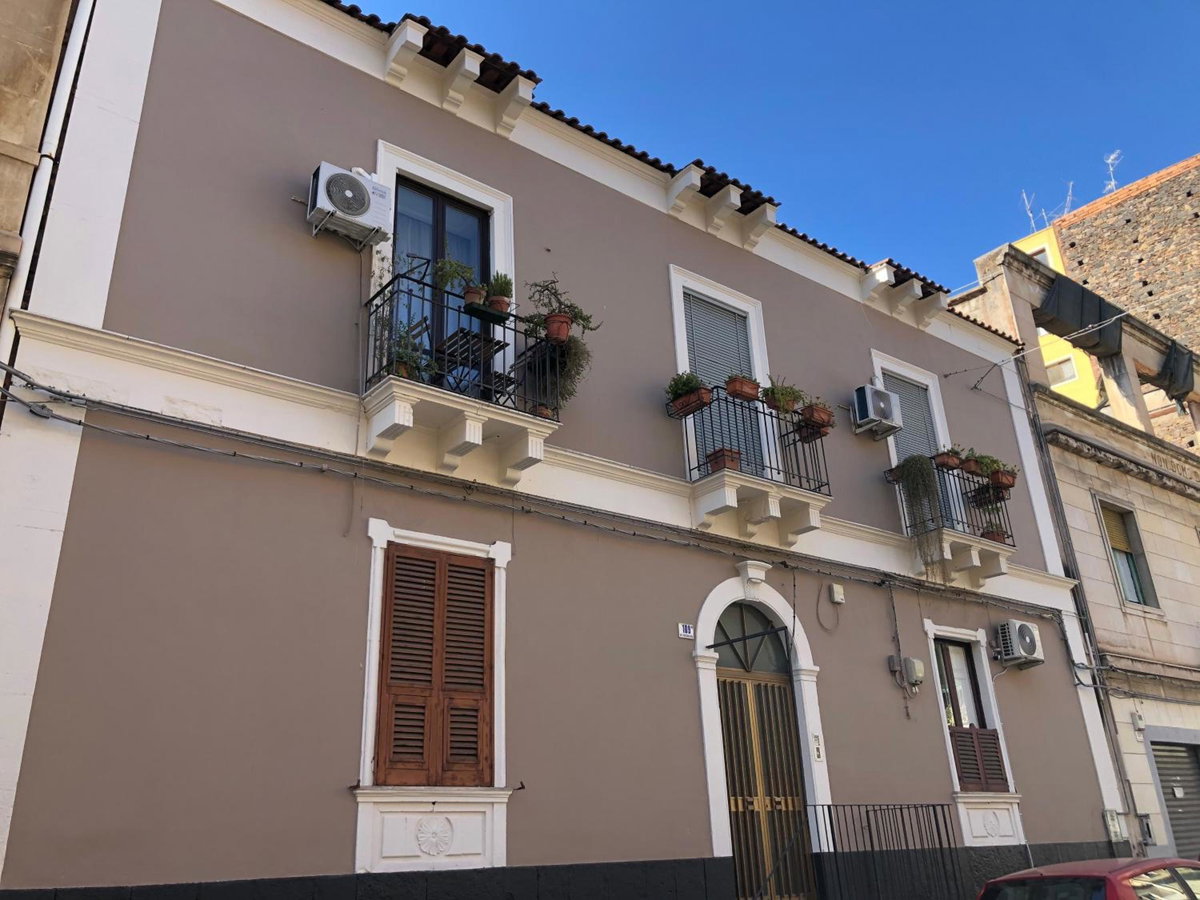 Hotel · Calumidda, Catania
