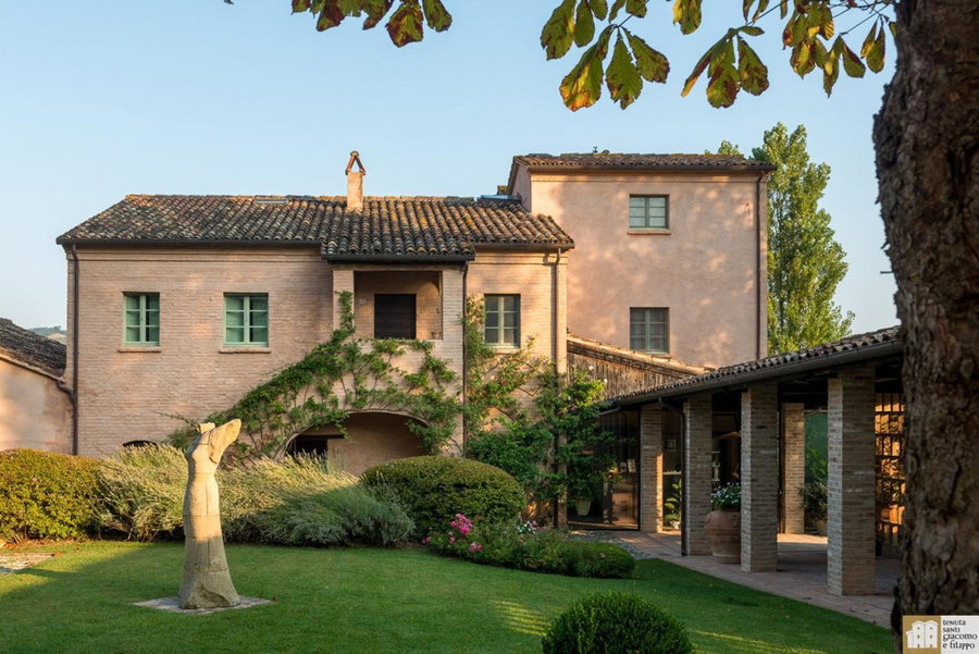Tenuta Santi Giacomo e Filippo, Urbino, Italy